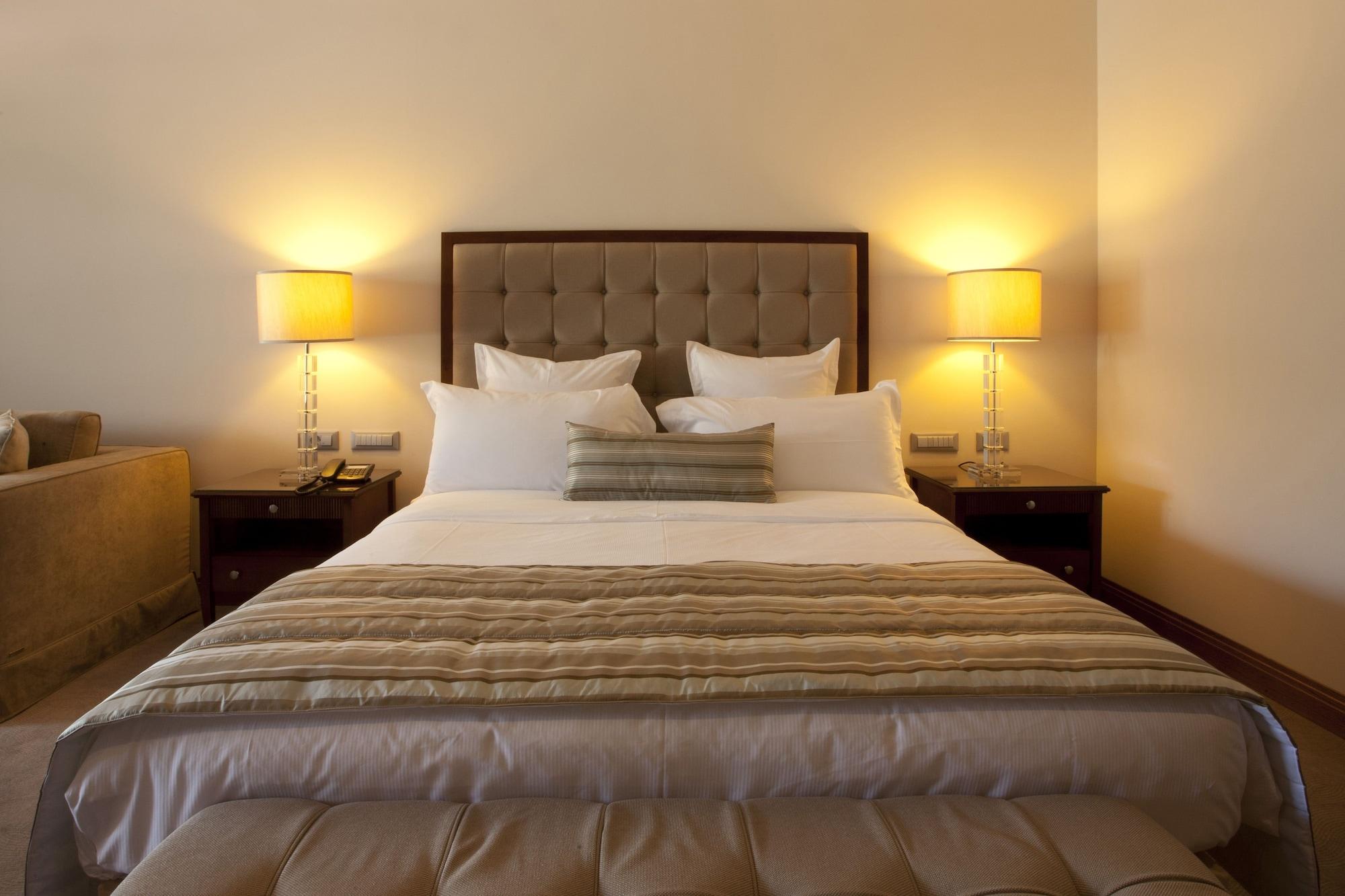 Hotel Du Lac Congress Center & Spa Ioannina Exterior foto A bedroom