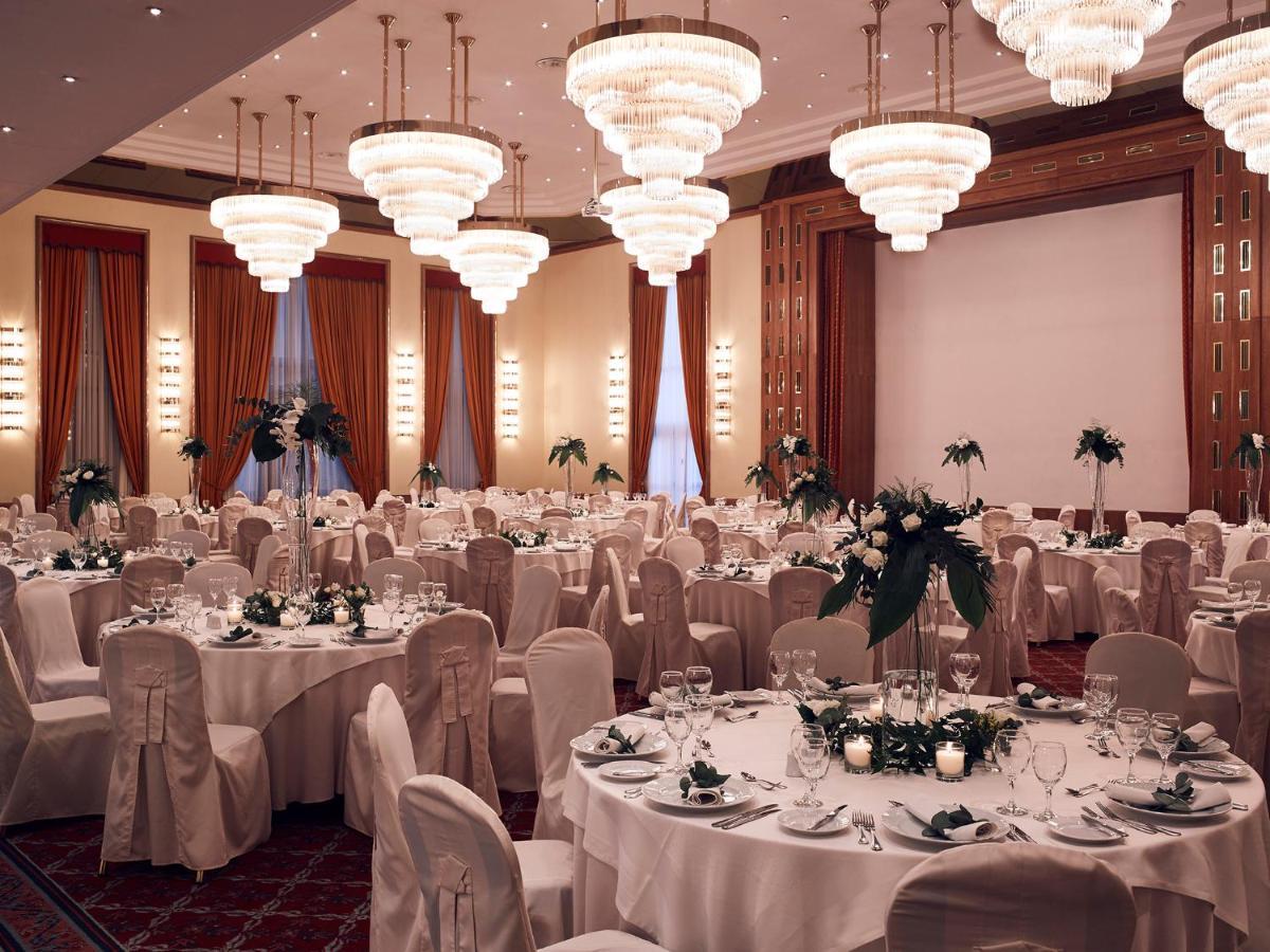 Hotel Du Lac Congress Center & Spa Ioannina Exterior foto The ballroom
